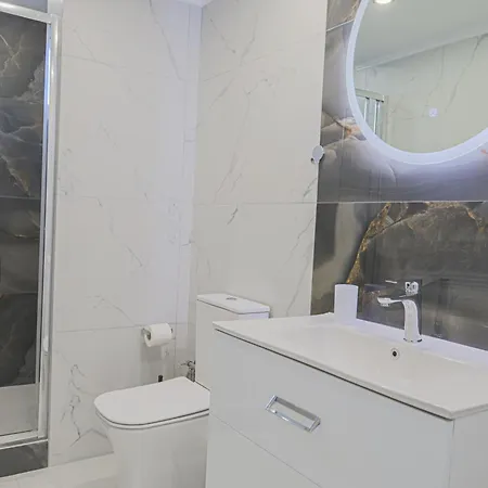 Bengu Luxury * 尼基季