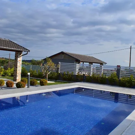 Bengu Luxury 公寓 尼基季