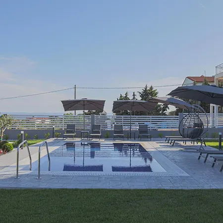 Bengu Luxury * Nikiti (Sithonia)