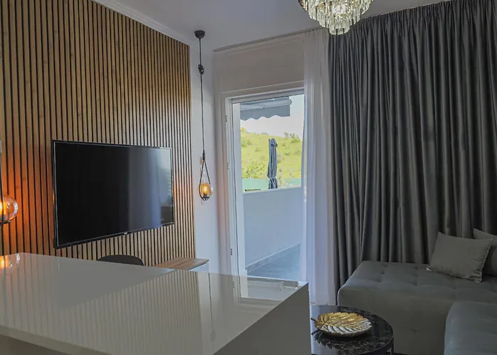 公寓 Bengu Luxury 尼基季